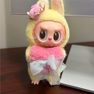 Labubu Let’s Checkmate Queen